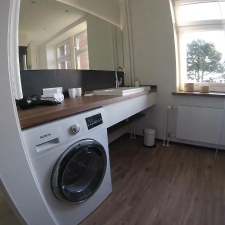 شقة Traumwohnung Mit Meerblick Und Strandkorb *